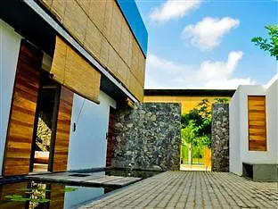 Villa 14 Bolgoda Panadura